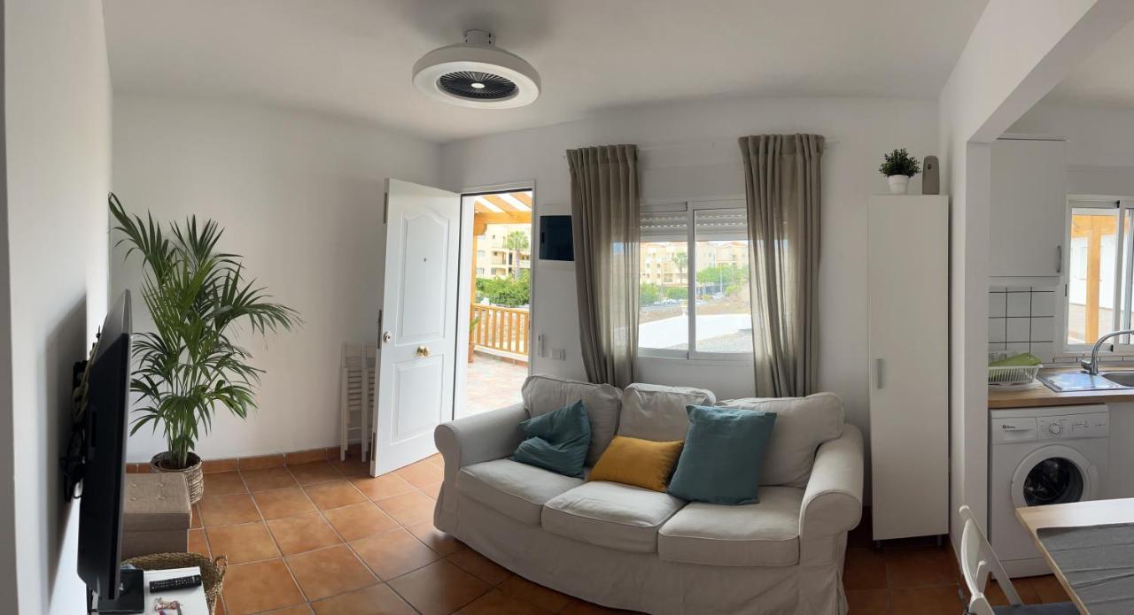 2 Bedroom Apartments Los Cristianos Beach Tenerife Tamaragua Arona  Buitenkant foto