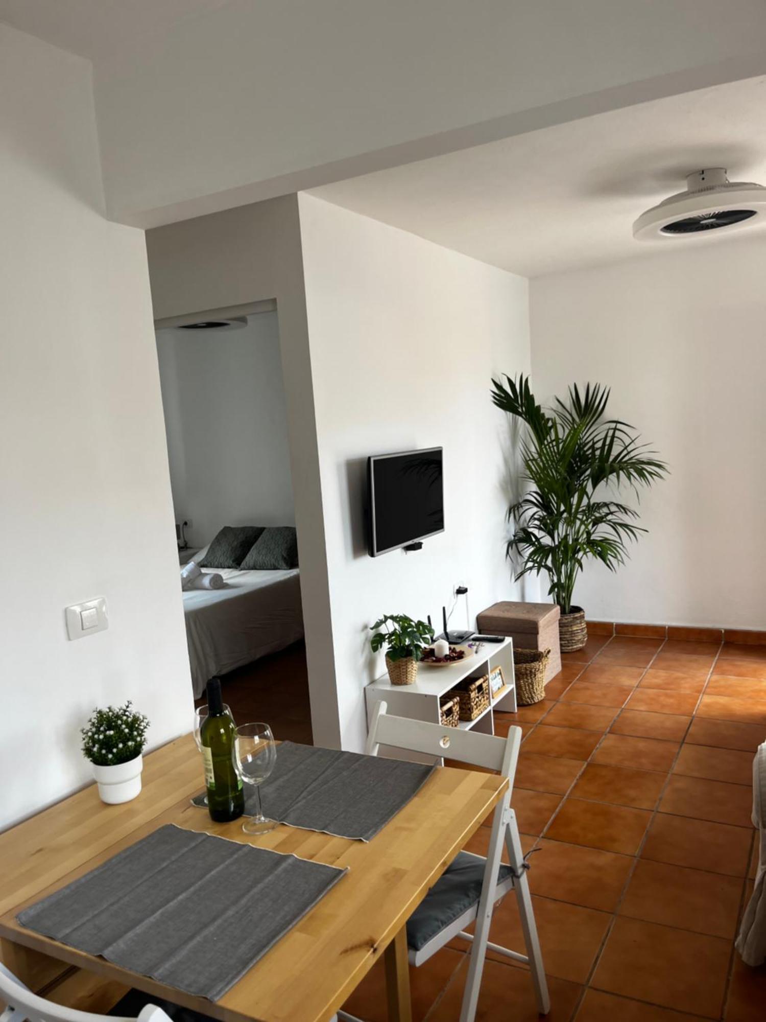 2 Bedroom Apartments Los Cristianos Beach Tenerife Tamaragua Arona  Buitenkant foto